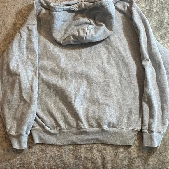 Brandy Melville Christy Zip-Up Gray Hoodie {315} - Picture 9 of 15